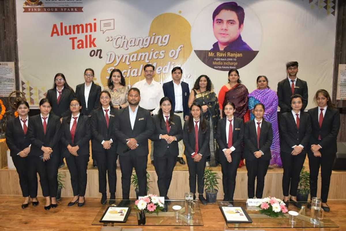 सोशल मीडिया प्रबंधन की बदलती गतिशीलता पर एक दिवसीय एलुमनाई टॉक का आयोजन सोशल मीडिया प्रबंधन की बदलती गतिशीलता पर एक दिवसीय एलुमनाई टॉक का आयोजन